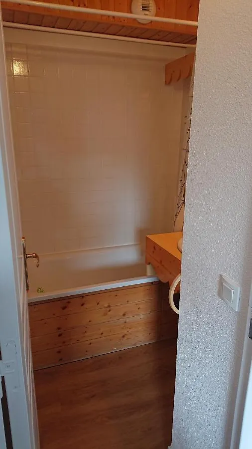 Risoul Appartement 2 chambres Piscine Balcons de Sirius 0*,  France
