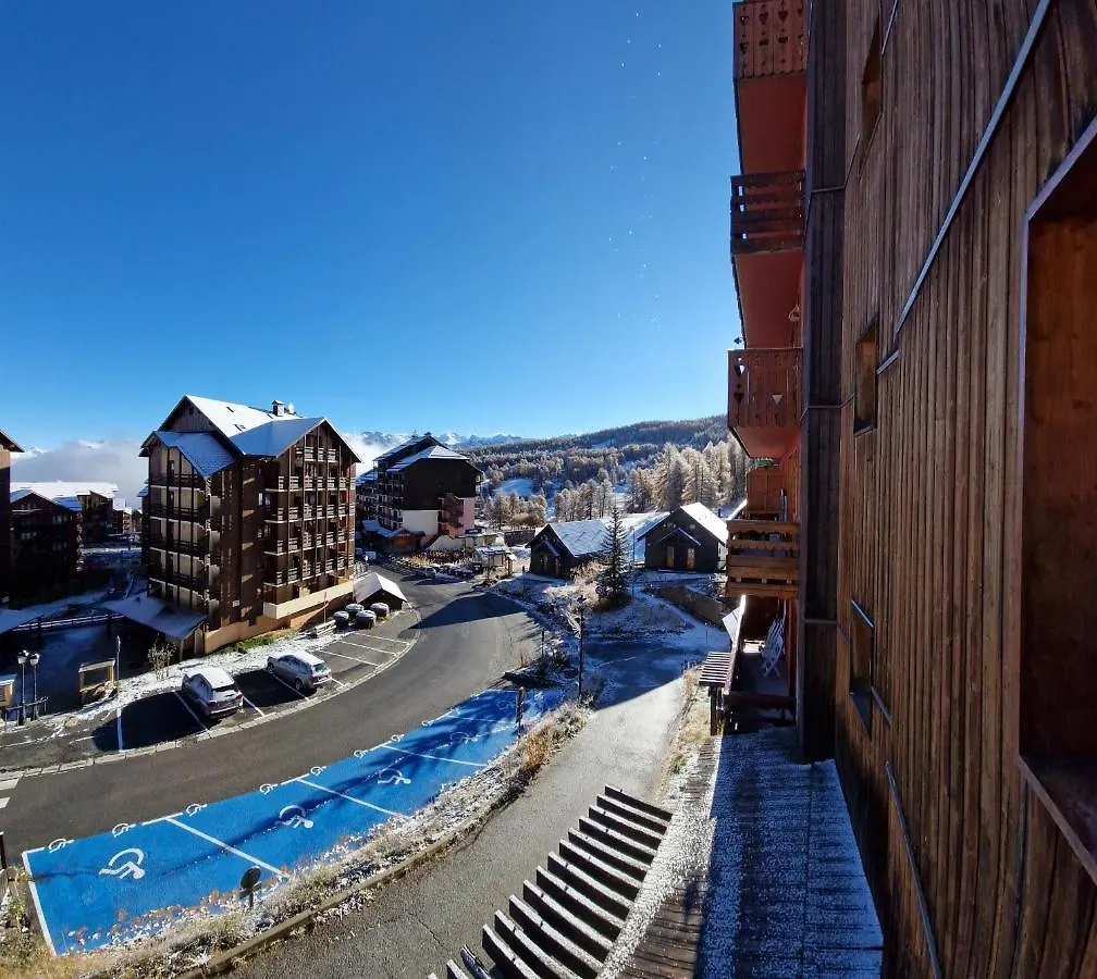 Risoul Appartement 2 chambres Piscine Balcons de Sirius
